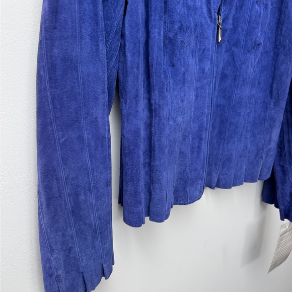 Women's Blue Jacket - Picture 3 of 9